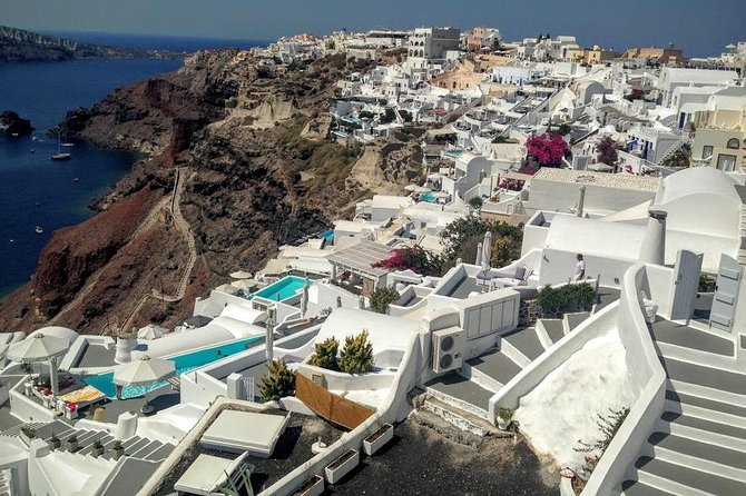 6-Hour Private Best of Santorini Experience - Akrotiri Archaeological Site: the prehistoric stop that gives context