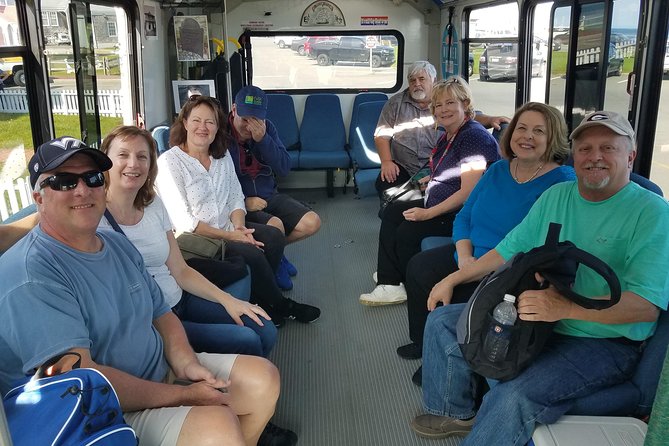 All Island Bus Tour - Guides like DeeDe and Stan: the real reason this tour often gets high marks