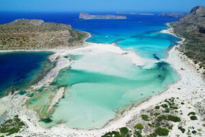 Chania: Balos Gramvousa Cruise with Transfer and Boat Ticket - Getting There Smoothly From Chania: Pickup, Bus Ride, and Port Reality