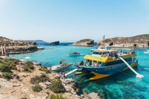Comino: Blue Lagoon, Crystal Lagoon, and Seacaves Tour - Blue Lagoon Swim: Shallow Water, White Sand, and Easy Wading