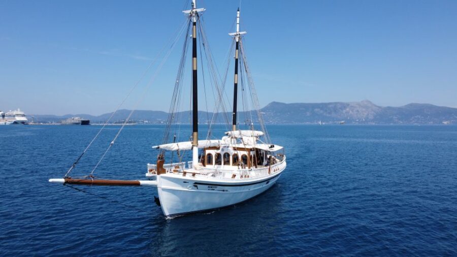Corfu Town: Full-Day Cruise with Lunch, Drinks & Swim Stops - Lunch, Wine, and the Snack Rhythm: What You Eat at Sea