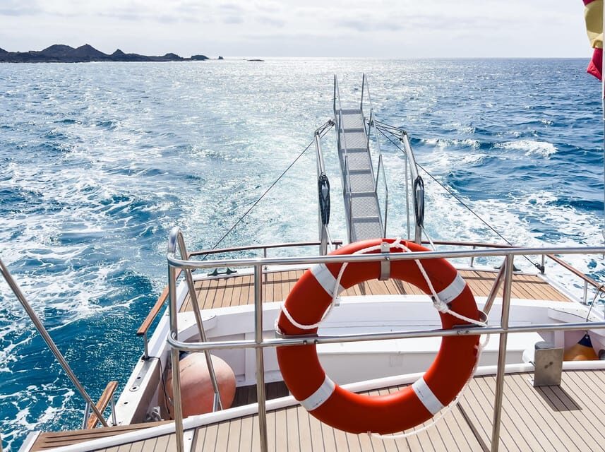 Corralejo: Return Ferry Ticket to Lobos Island Fuerteventura - Price and value: what $20 gets you (and what it doesn’t)
