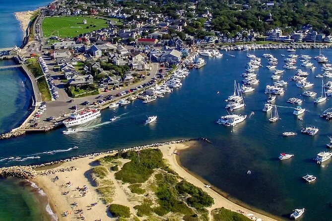 Discovering Oak Bluffs: A Self-Guided Audio Tour - House stories: Corbin Norton House and Overton House on your route