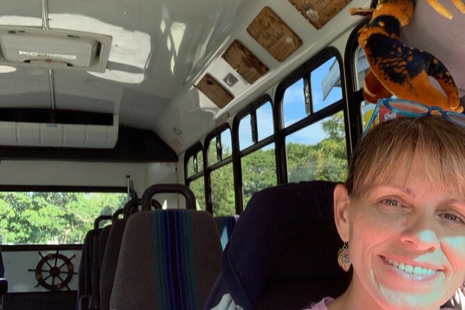 Down Island Tour with One Hour in Edgartown - Down Island Route: Oak Bluffs First, Then Vineyard Haven and Edgartown