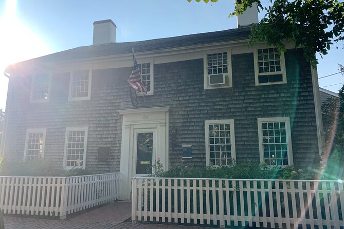 Edgartown Martha’s Vineyard Self-Guided (GPS) Audio Walking Tour - How Edgartown’s streets become a Jaws-and-history walking loop