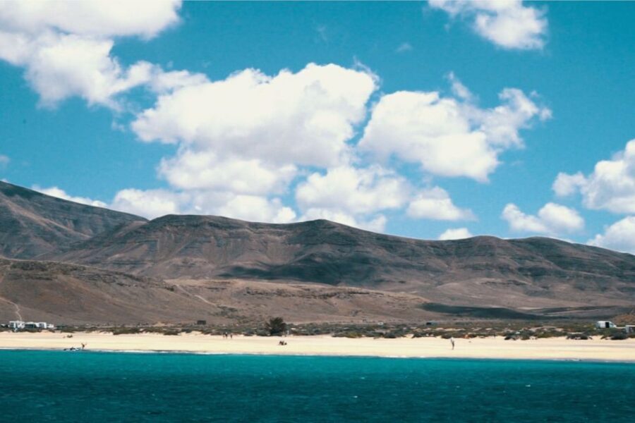 From Fuerteventura: Lanzarote Volcano and Wine Region Tour - Key highlights you’ll actually care about