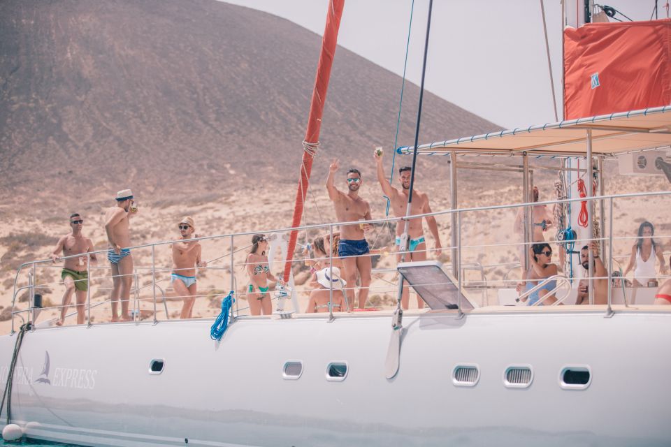 From Lanzarote: Sailing Day Trip Around La Graciosa - Price and value: what $81 buys you in real terms
