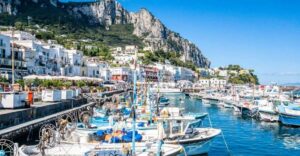 From Naples: Capri, Anacapri, and Blue Grotto Full-Day Trip - The fast ferry: views and the one thing to respect