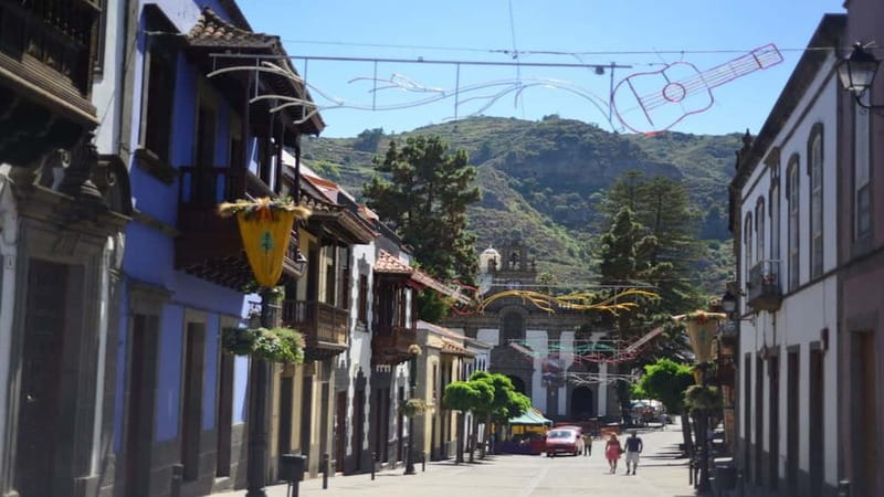 From Palmas: Pico de las Nieves & Roque Nublo Full-Day Trip - San Mateo Area and the Market Chance: Local Food Beats Another Viewpoint