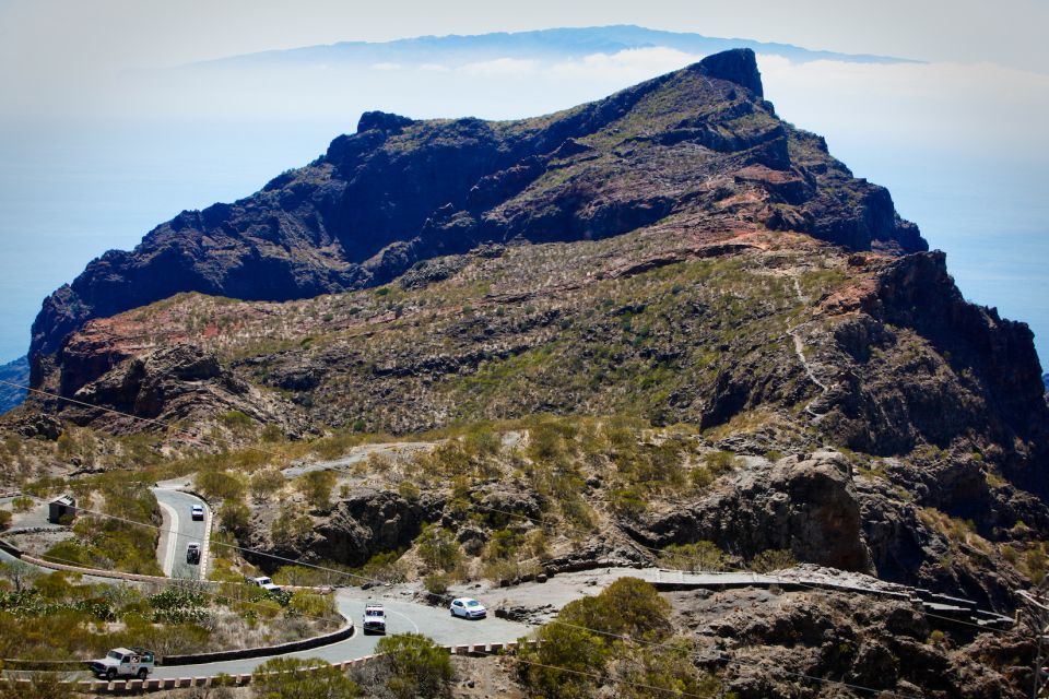 From Playa de las Américas: Full-Day Teide Jeep Safari - How the Day Runs: Stops, Timing, and Guide Energy