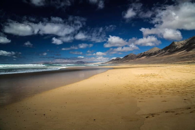 Fuerteventura: Cofete Beach and "Villa Winter" Tour - The quick secret stop and Mirador de Cofete photo momentum