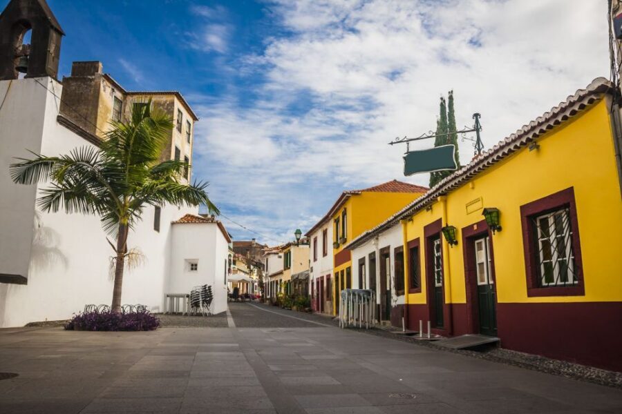 Funchal: Hop-On Hop-Off Bus Tour - Funchal Old Town Stops: Cobblestones, Squares, Cathedral, and Market Life