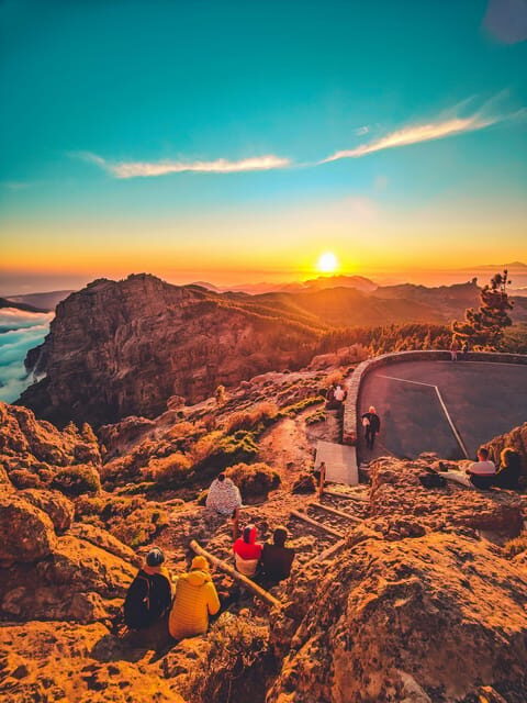 Gran Canaria: Volcano Sunset Tour and Local Food Tasting - Caldera de Bandama: where the island opens up fast