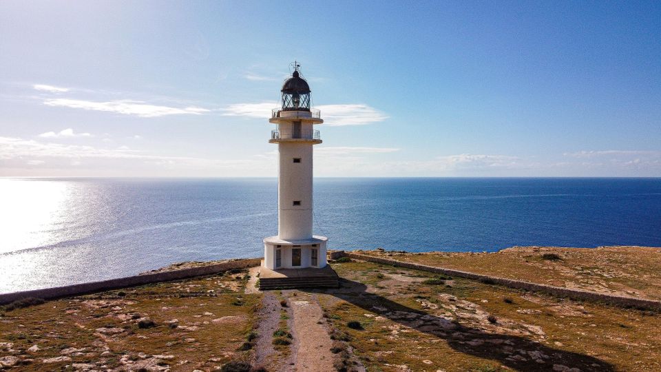 Ibiza: Platja d'en Bossa Round-Trip Transfer to Formentera - Return timing in the real world: season schedules and your open return