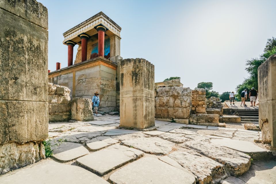 Knossos: Knossos Palace Skip-the-Line Guided Walking Tour - Major Features You’ll Stop for (So You Don’t Wander Aimlessly)
