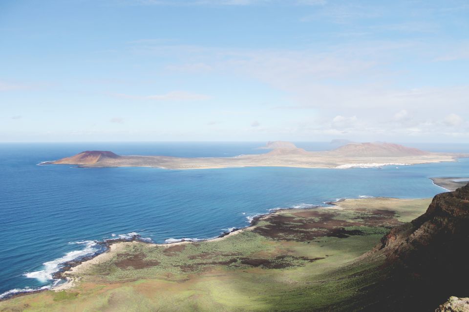 Lanzarote: Day Tour for Cruise Passengers - First Impressions: A Full North-to-South Volcanic Circuit