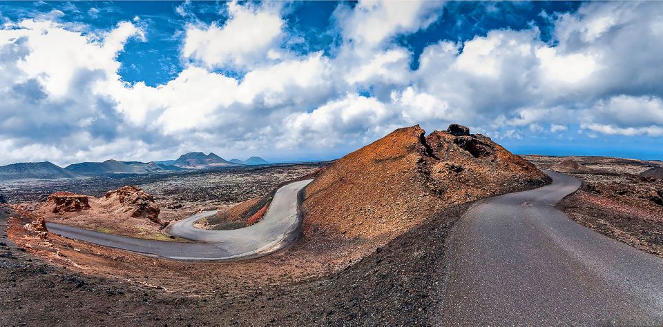 Lanzarote: Full-Day Island Highlights Tour - Timanfaya and La Graciosa: why this day feels efficient