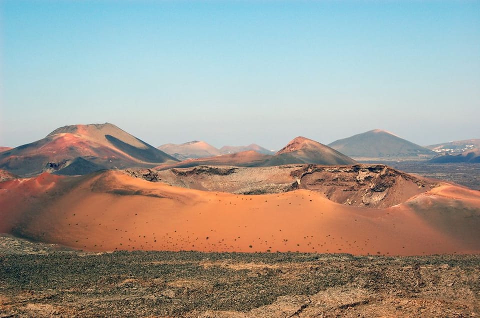 Lanzarote: Guided Day Trip to Timanfaya Park & Lago Verde - A Full-Day Coach Tour: What the 8 Hours Really Feel Like