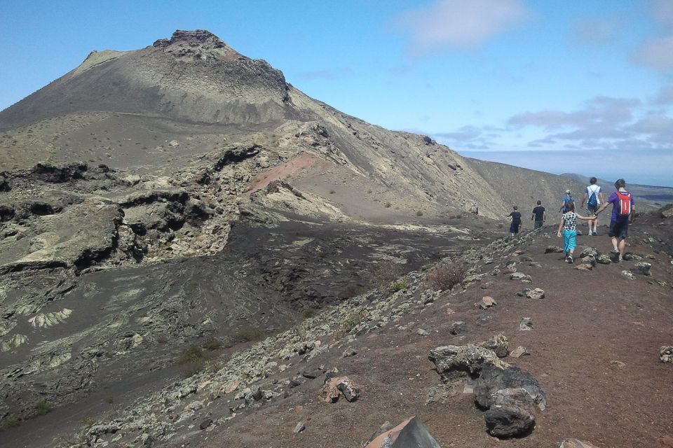 Lanzarote: Guided Volcano Hike with Transfers - What the guides teach (Raquel and Jose put on a geology show)