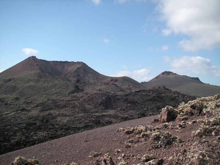 Lanzarote: Guided Volcano Hike with Transfers - Snacks, water, and what to pack for Lanzarote weather