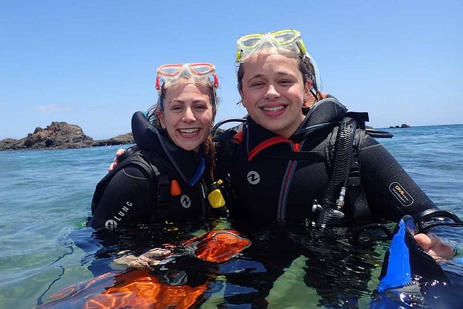 Lanzarote Introductory Scuba Diving Experience - The underwater time: around 5–6 metres and what you might see