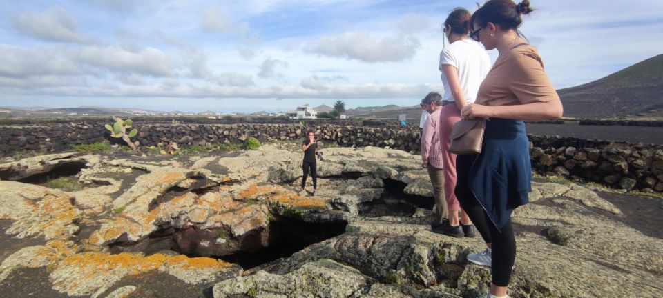 Lanzarote: Timanfaya Natural Park Trekking Tour - Meeting at the Church of Masdache (and Why It’s Easy)