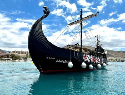 Los Cristianos: Whale Watching Cruise w/Swim Stop & Drinks - Getting to Los Cristianos: arrive early or lose time to the port