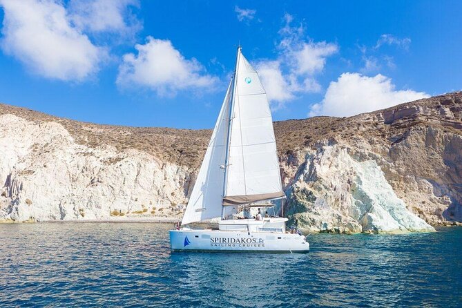Luxury Small-Group Catamaran Cruise with BBQ, Open bar & Transfer - The route: Thirasia and sea-level caldera views