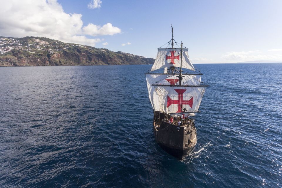 Madeira: Flag Ship Tour aboard Santa Maria de Colombo - Sailing Madeira’s southern coast to Cabo Girão: the rhythm of the itinerary