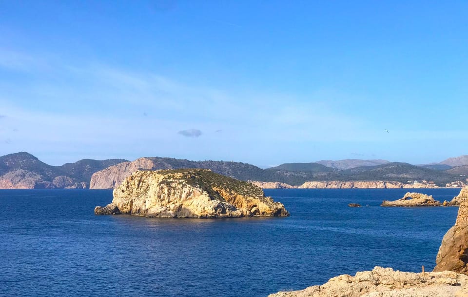Mallorca: 2-Hour Coastline & Malgrat Islands Catamaran Tour - Out Past the Southwest Coast: Bays You Can See Without the Hassle