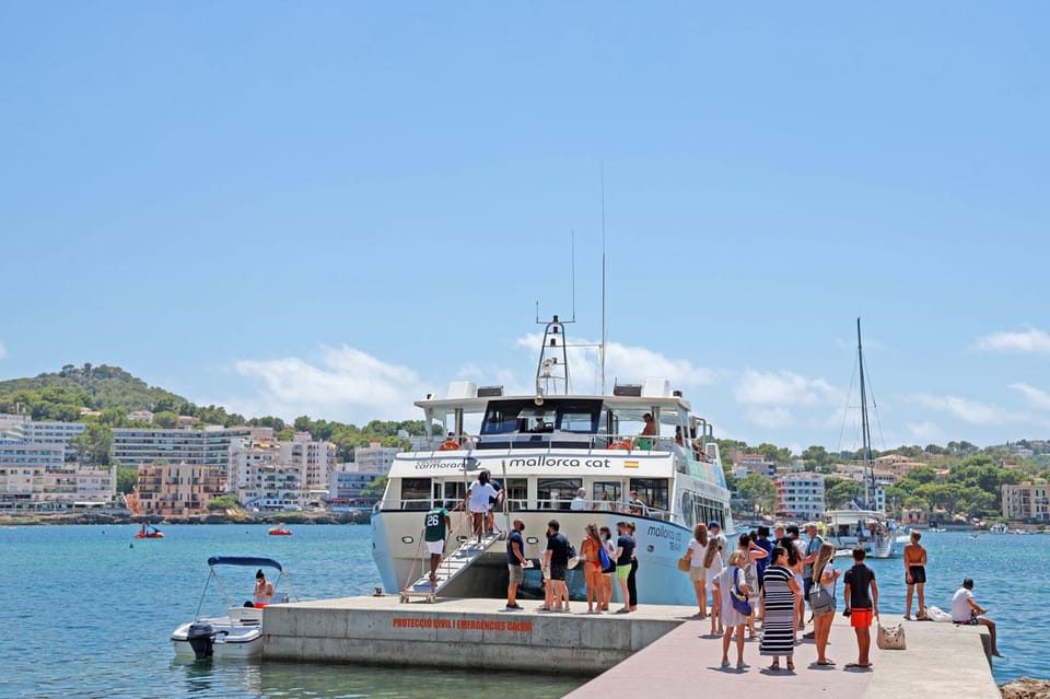 Mallorca: 2-Hour Coastline & Malgrat Islands Catamaran Tour - Comfort and Onboard Vibe: What the Boat Feels Like