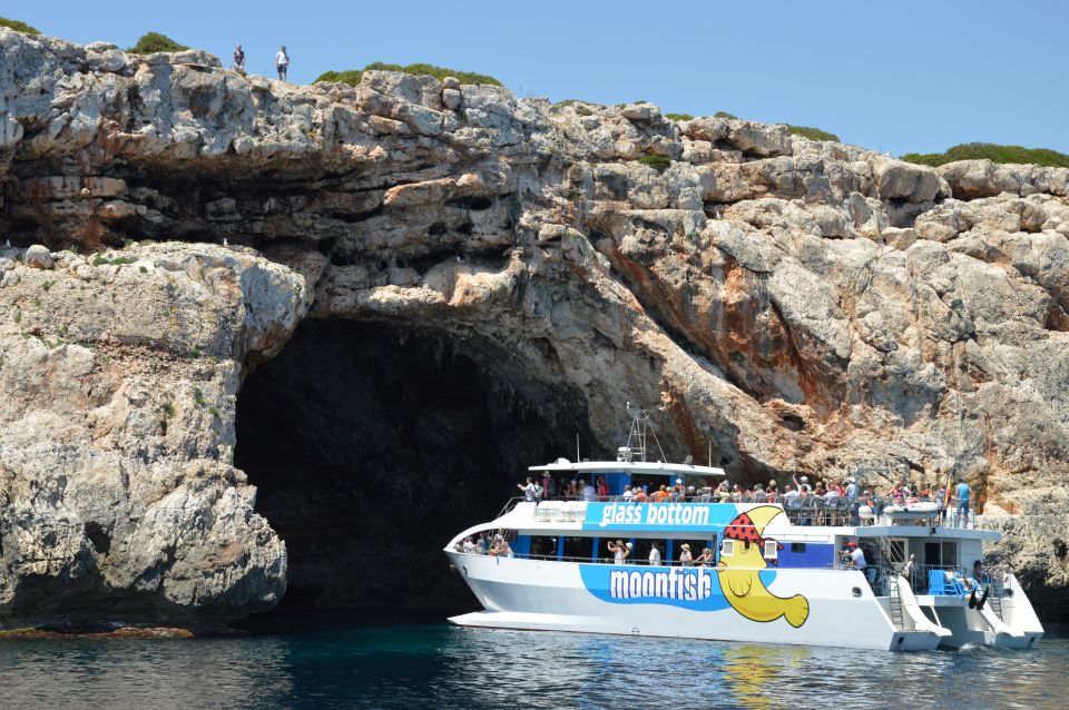 Mallorca: Glass-Bottom Catamaran Along the East Coast - Onboard Experience: Crew Energy, Sound Quality, and Practical Comfort