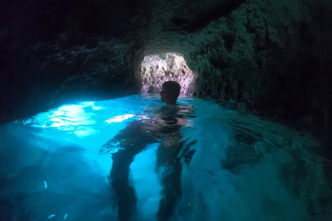 Mallorca: Kayaking, Sea Cave, Cliff Jumping & Snorkel Tour - Key things I’d circle before you book