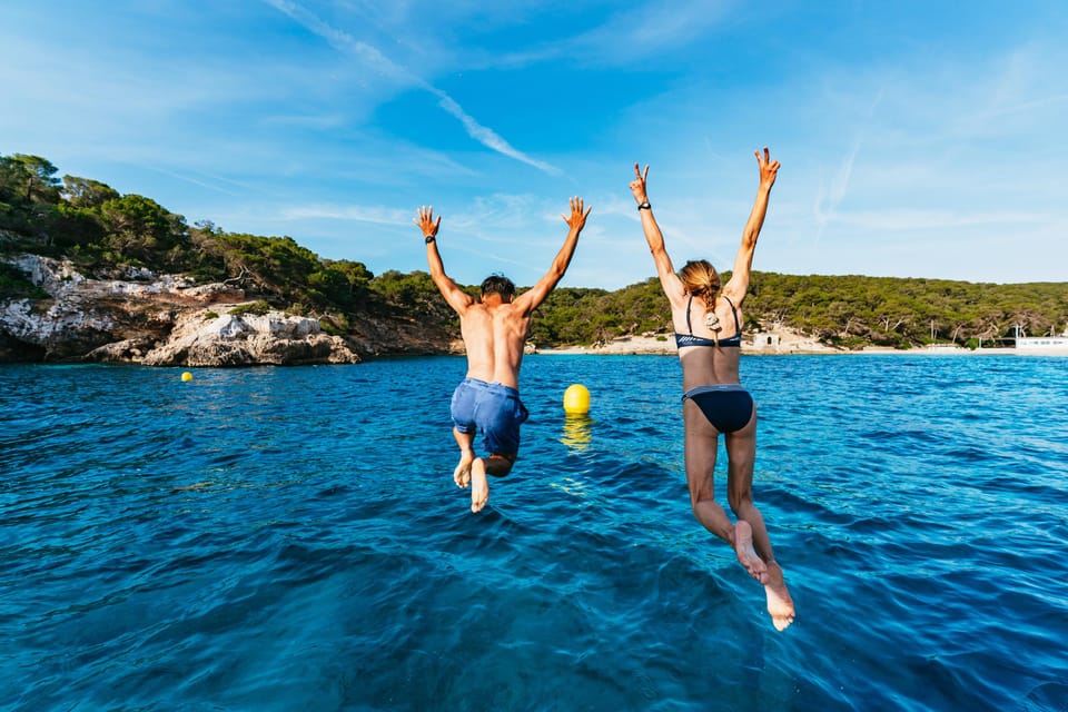 Mallorca: Midday or Sunset Sailing with Snacks and Open Bar - Key things to know before you go