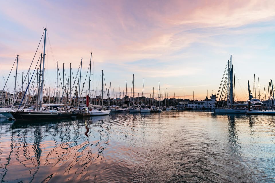 Mallorca: Midday or Sunset Sailing with Snacks and Open Bar - Finding Club de Mar Mallorca and the Trablisa meeting point
