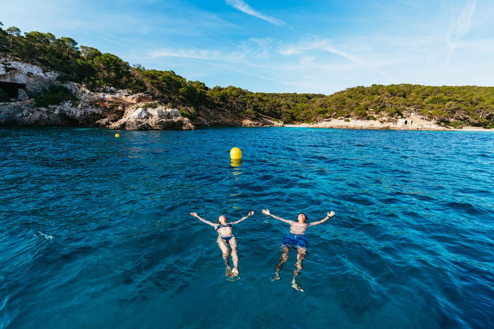 Mallorca: Midday or Sunset Sailing with Snacks and Open Bar - Who should book this Palma Bay sailing (and who might skip it)