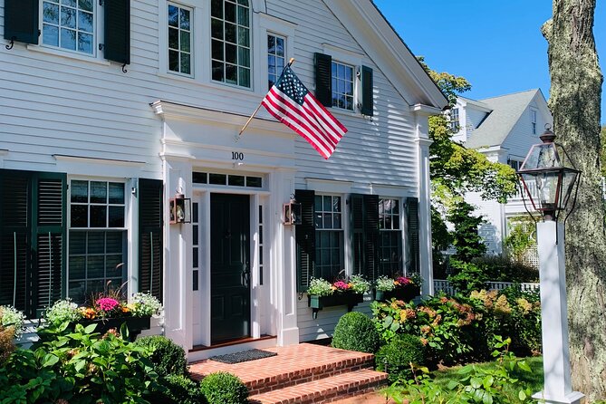 Marthas Vineyard Luxury Tour (2hrs) - Gingerbread Cottages at the Old Methodist Campground, then Oak Bluffs and East Chop on the way back