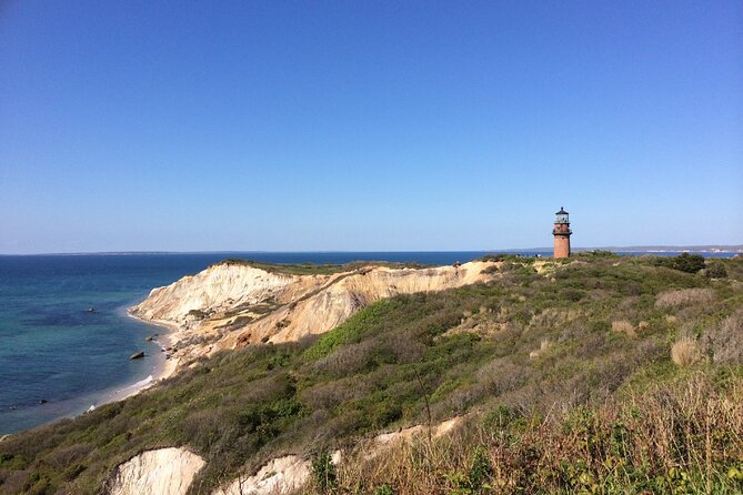 Martha's Vineyard Private Tours - Edgartown: Harbor Lighthouse and a New England Whaling Town Feel