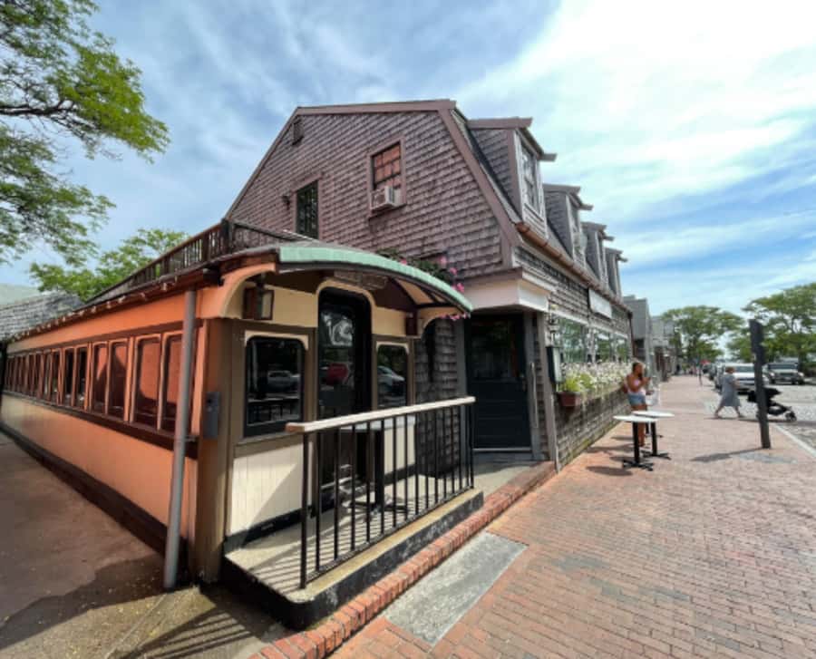 Nantucket: Downtown Walking Tour - What to bring (and the small choices that make the tour better)