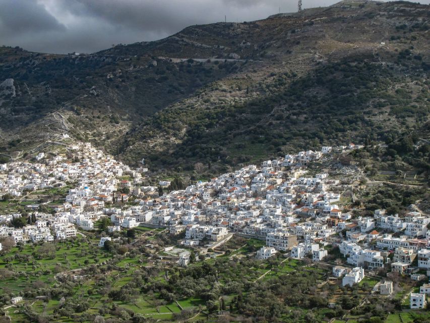Naxos: Highlights Full-Day Tour by Bus - How the pacing really feels on Naxos: bus time, short walks, and narrow roads