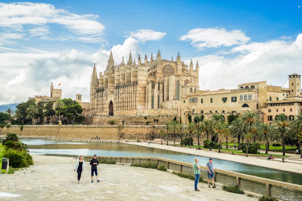 Palma: Cathedral of Mallorca Skip-the-Line Entry Ticket - Key points before you go
