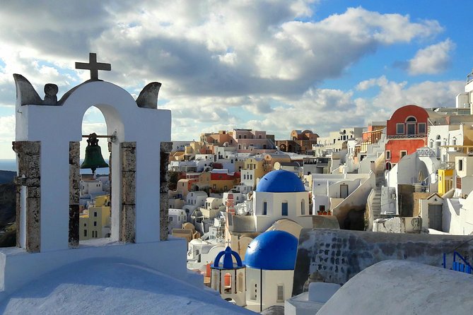 Private Classic Santorini Panorama: Visit the most popular destinations! - Getting There: Hotel or Port Pickup in a Deluxe Van