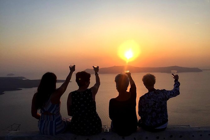 Private Santorini Tailor Made - Choice of the Guest! - Why private transport makes Santorini feel simpler