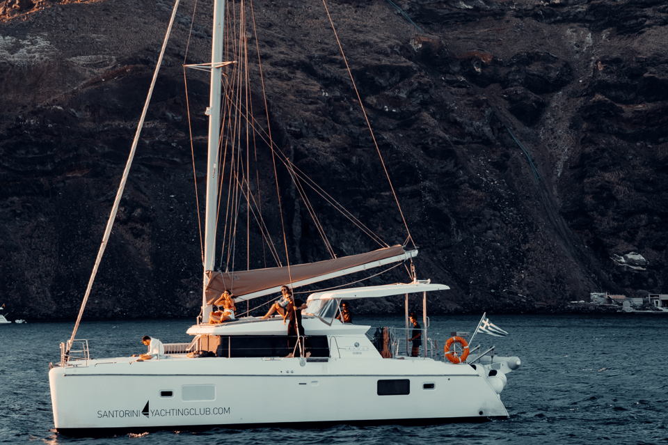 Santorini: Catamaran Caldera Cruise with Meal and Drinks - How the 5-hour plan actually plays out