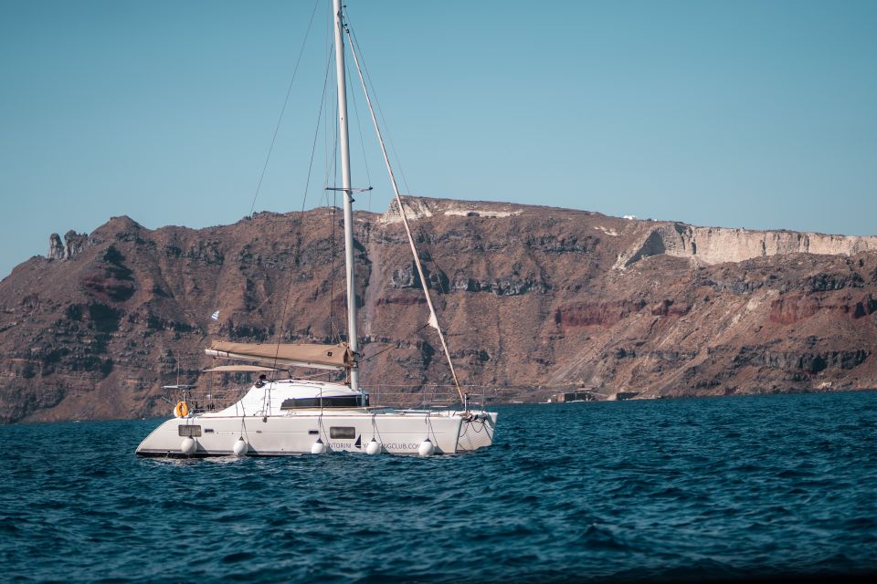 Santorini: Catamaran Caldera Cruise with Meal and Drinks - Onboard food and drinks: why this cruise can feel like good value