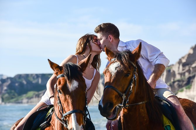 Santorini Horse Riding to Black Sandy Beach - How the Photo Moment Works on Your Device