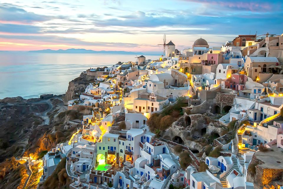 Santorini: Traditional Sightseeing Bus Tour with Oia Sunset - Oia sunset: how to make the timing work in a busy schedule