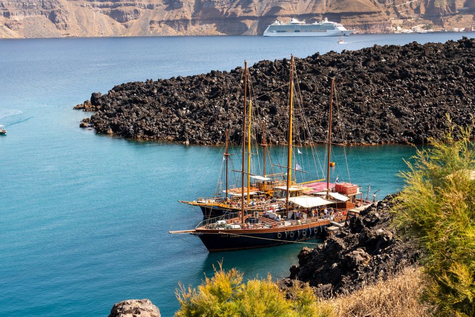 Santorini: Volcanic Islands Cruise with Hot Springs Visit - Palea Kameni Hot Springs: The Water Experience and the Safety Rules