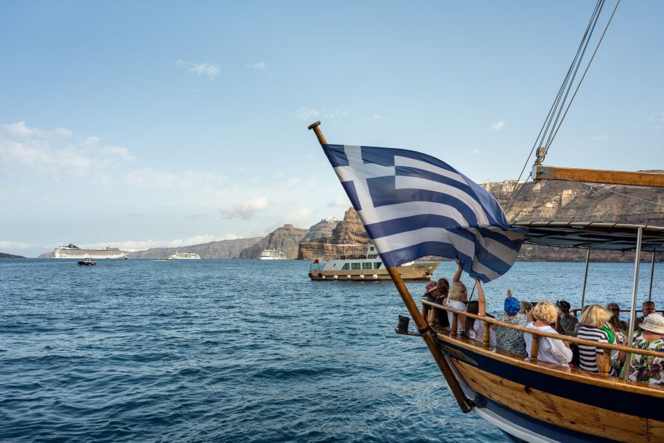 Santorini: Volcanic Islands Cruise with Hot Springs Visit - Practical Tips That Make the Day Easier (and Safer)