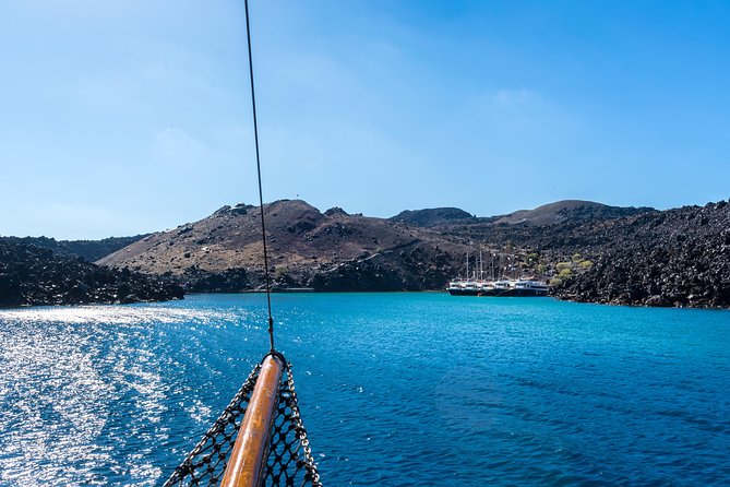 Santorini Volcano and Hot Springs Cruise Tour from Fira Old Port - What to pack (and wear) so the day feels easy